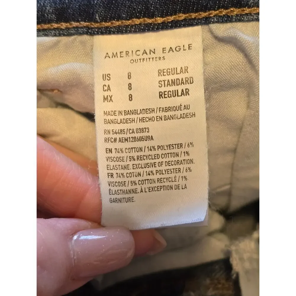 American Eagle Mom Jeans Womens Size 8 Regular Blue High Rise Medium Wash Casual